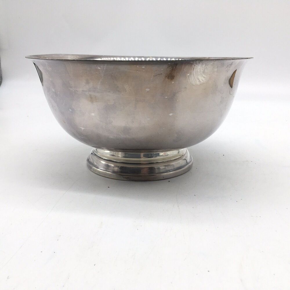 WM Rogers Paul Revere Reproduction 9'' Silver plated footed bowl Fruit Serving